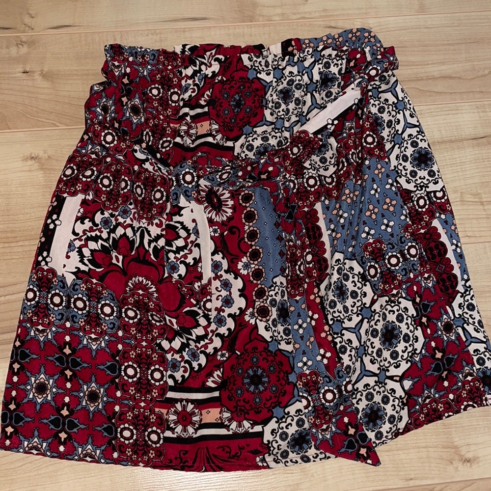 Francesca’s Warm Color Floral Skirt